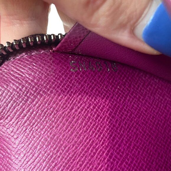 Louis Vuitton 2008 France Purple Epi Zip Around Wallet - Picture 13 of 14
